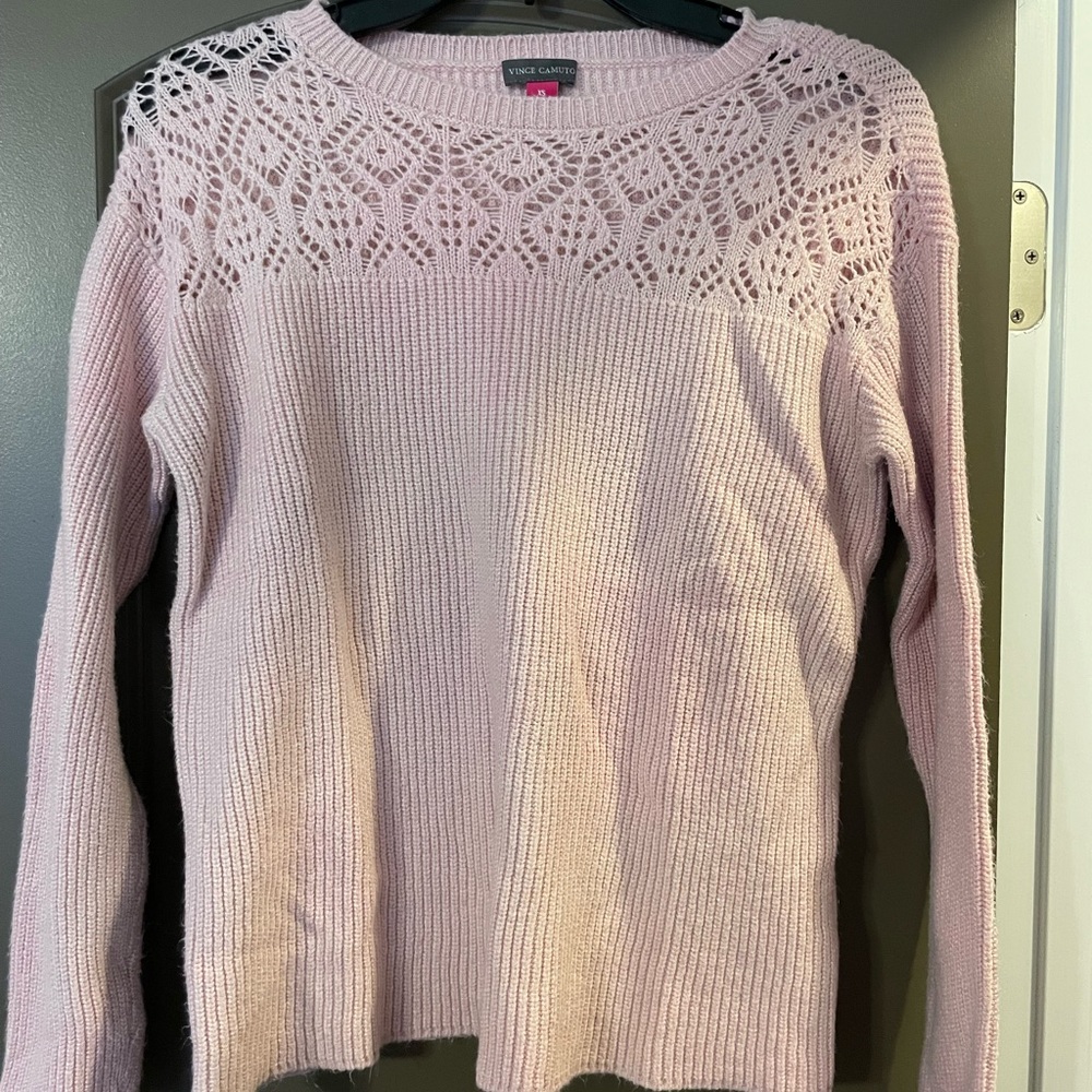 Vince Camuto Light pink shirt